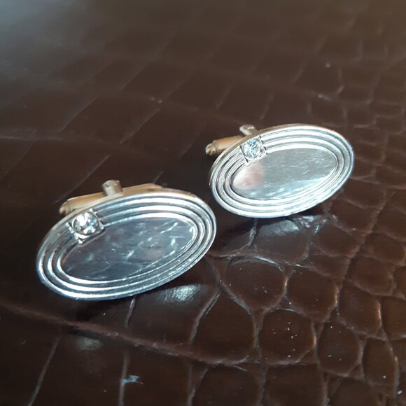 Vintage Silver Tone Oval Cuff Links with Rhinestones 1950s or 60s - Picture 5 of 6